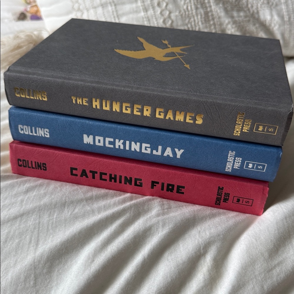 The Hunger Games Trilogy Book Set